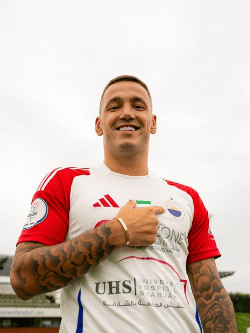 开云体育下载-浙江队又造大手笔!28岁巴萨旧将加盟 签约2年 薪水400万欧创纪录