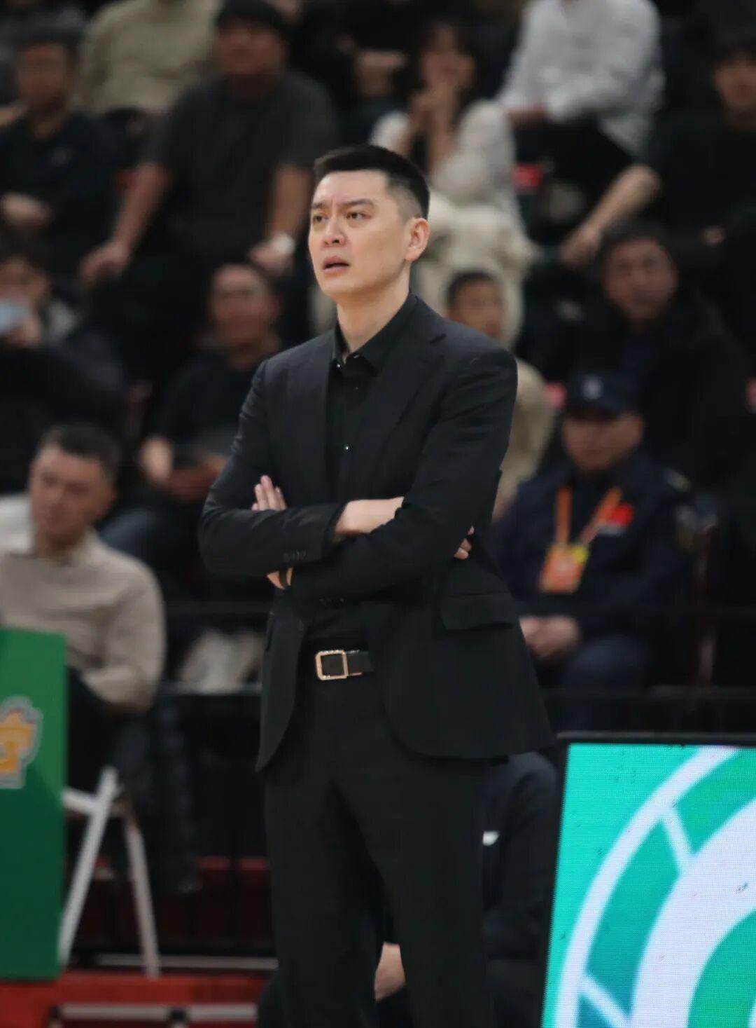 开云体育下载-赵继伟复出，辽篮赢了！