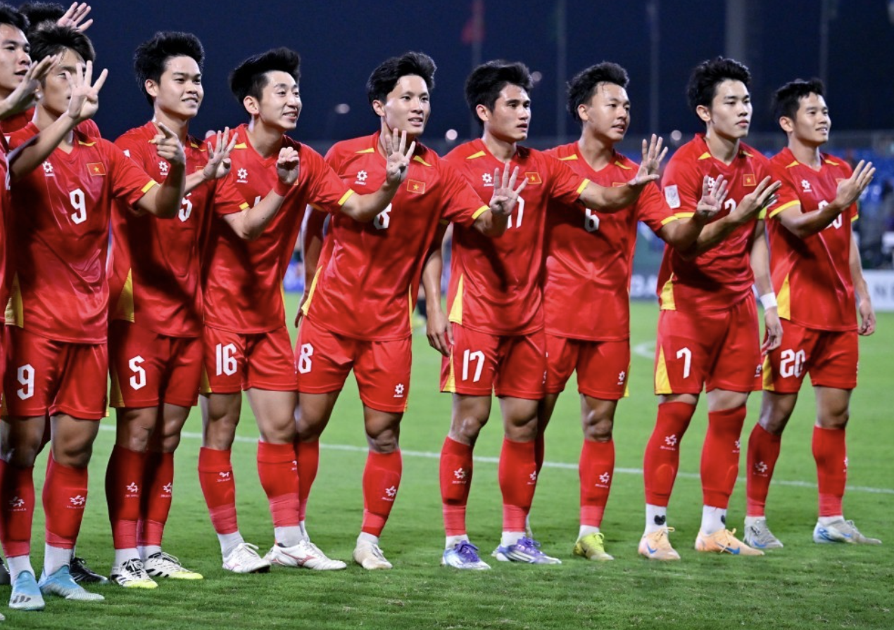 开云-门“犟” 揪出韩国队头号罪人：点球战7扑救全猜错方向 6次扑右侧