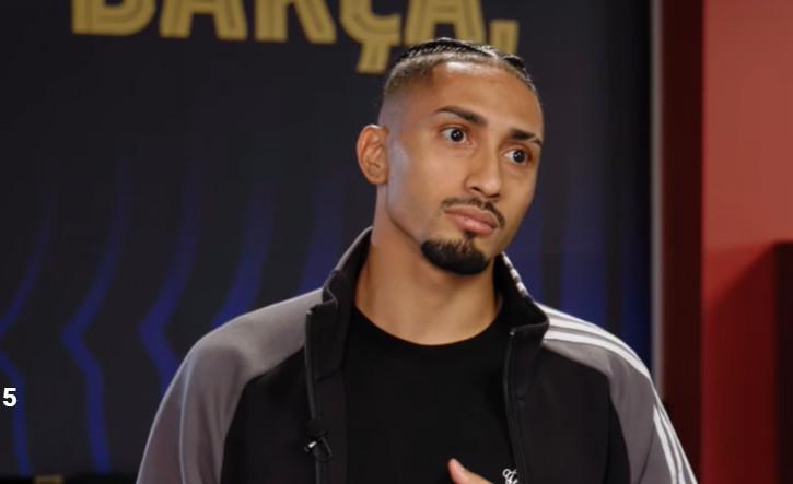 开云体育下载-拉菲尼亚：亚马尔爱玩手机经常熬夜玩；维尼修斯喜欢打扮自己