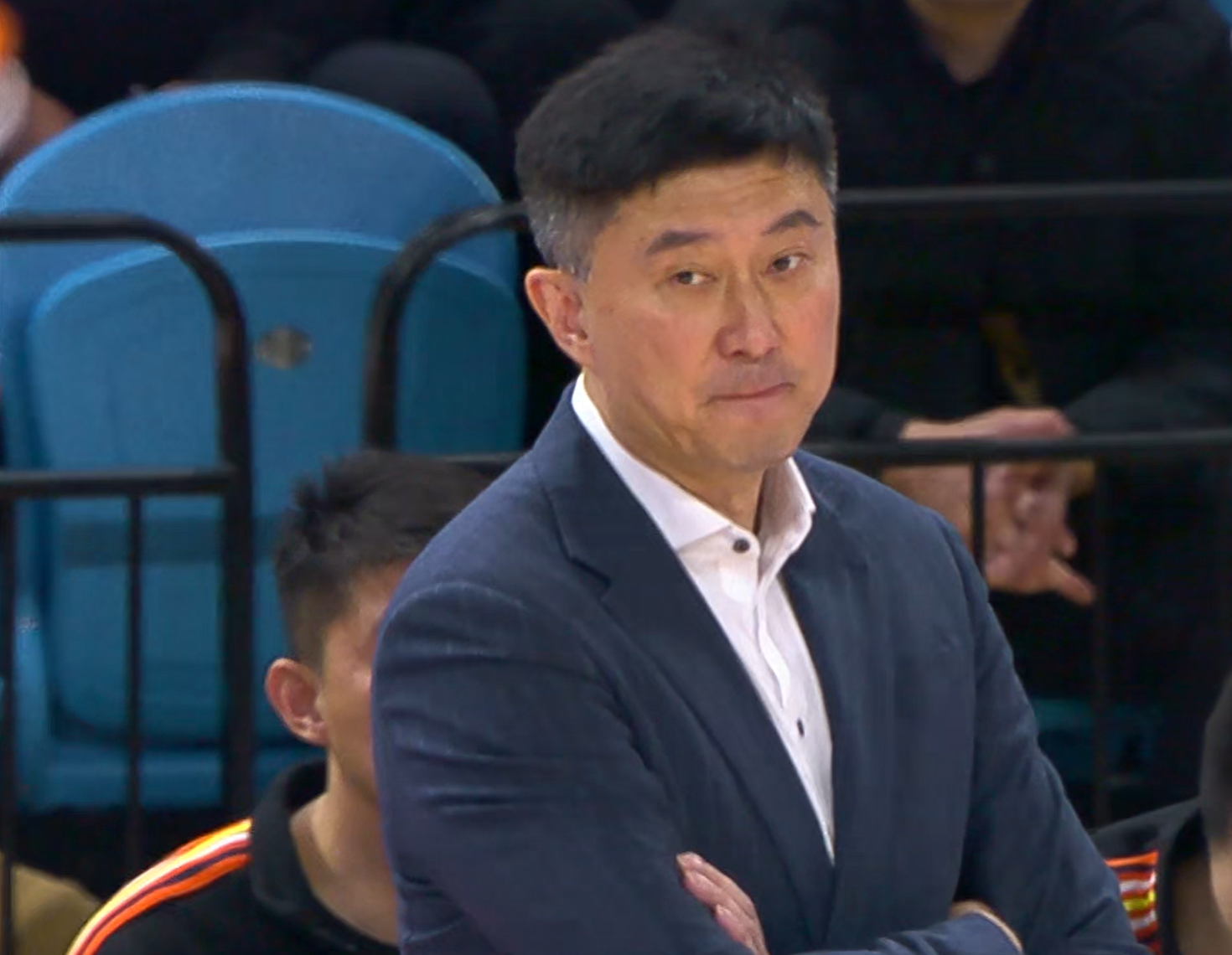 领先18分输球！杜锋点评一针见血，批评了广东队4名球员