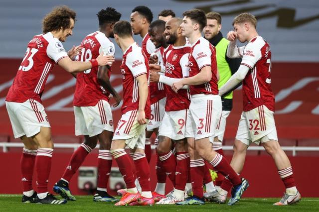 开云APP-【早报】夺双冠睡皮该留队?赢真蓝黑忧意甲被放水?