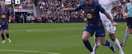 开云体育官网-随着巴萨5-2大胜+黑马1-2爆冷！西甲最新积分榜：甩开皇马4分